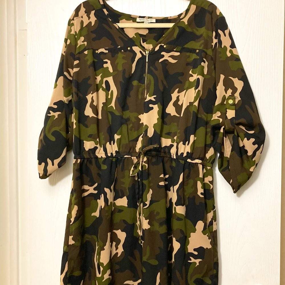 Eye catching Camouflage dress with gold-tone accents